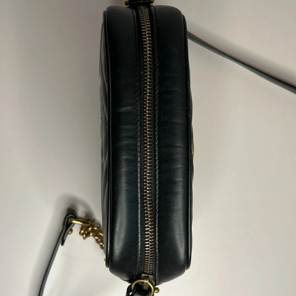 Gucci Mini Marmont Black with gold hardware - Picture 6 of 16